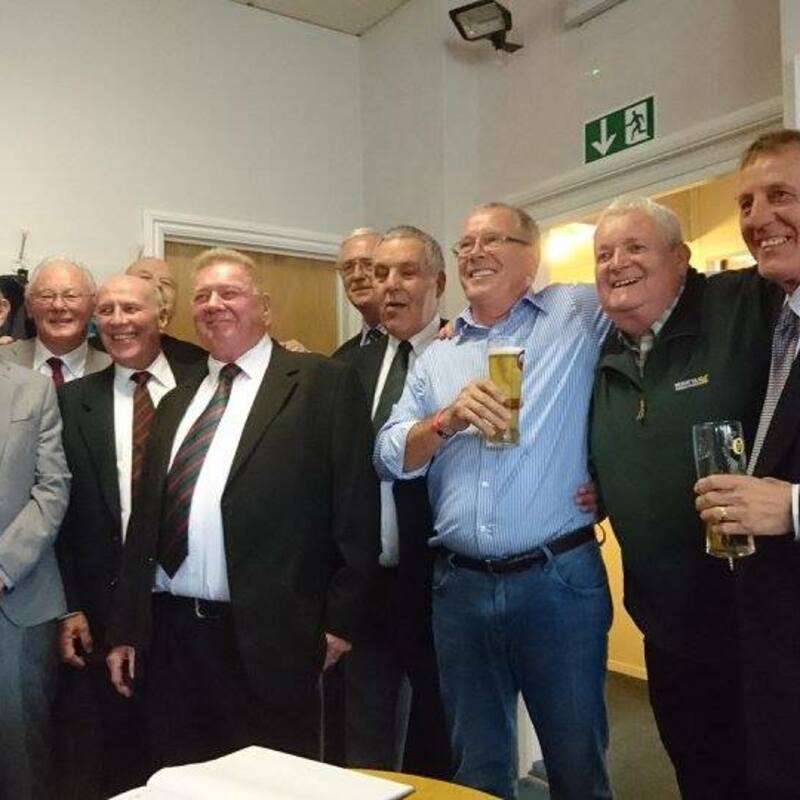 more 60th photo-bombing